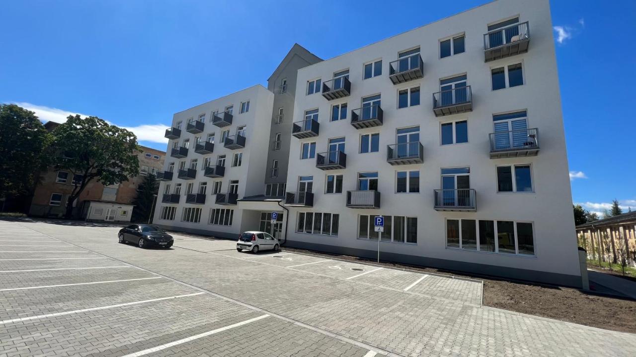 2 Room Apartment With Balcony Liptovský Mikuláš Extérieur photo