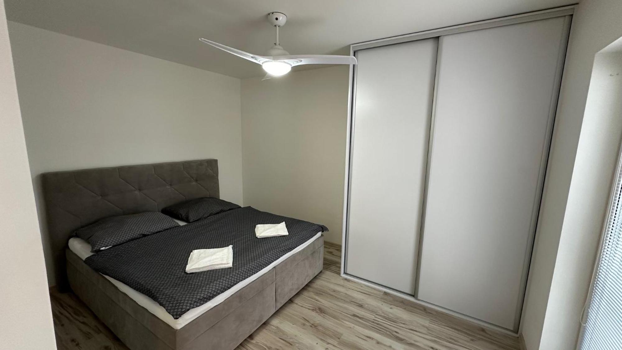 2 Room Apartment With Balcony Liptovský Mikuláš Extérieur photo